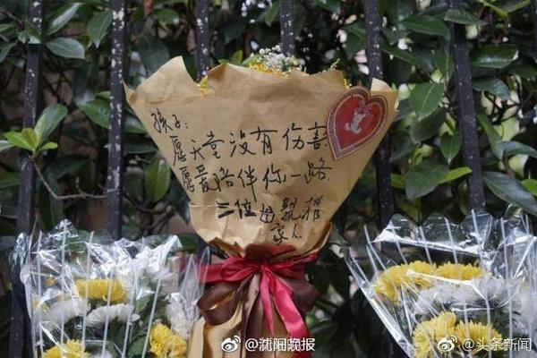 重返英超！官方：前利物浦队长亨德森加盟布伦特福德，签约2年